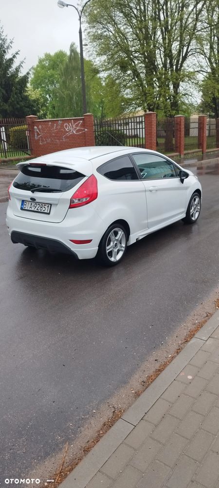 Ford Fiesta 1.6 Sport - 3