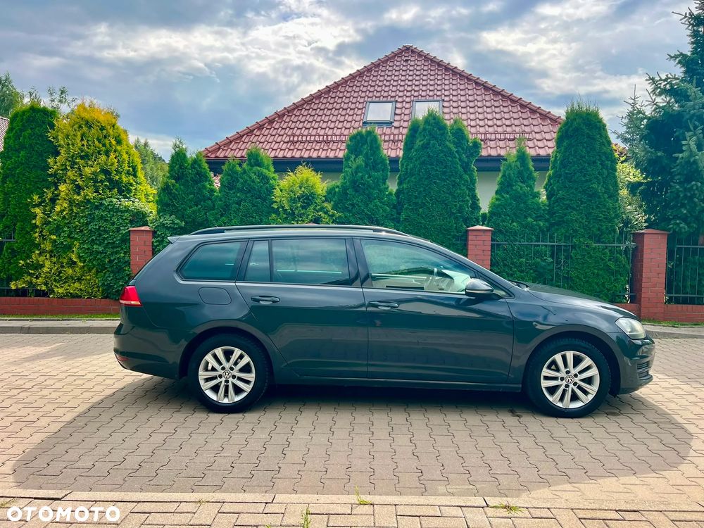 Volkswagen Golf 2.0 TDI (BlueMotion Technology) Comfortline - 4