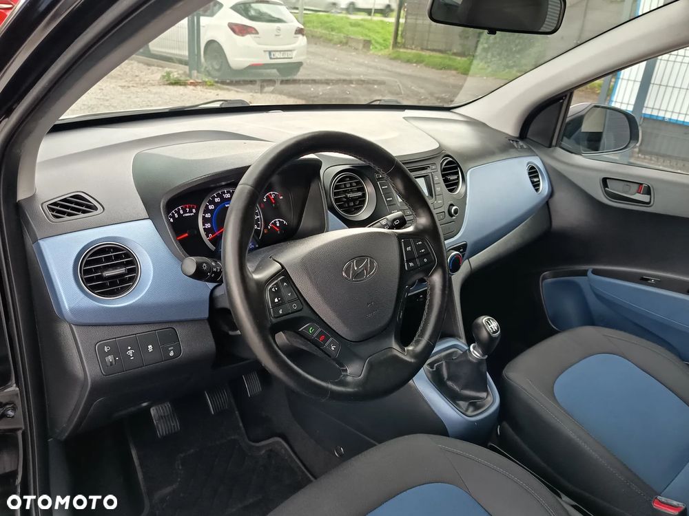 Hyundai i10 1.2 Fifa World Cup Edition - 14