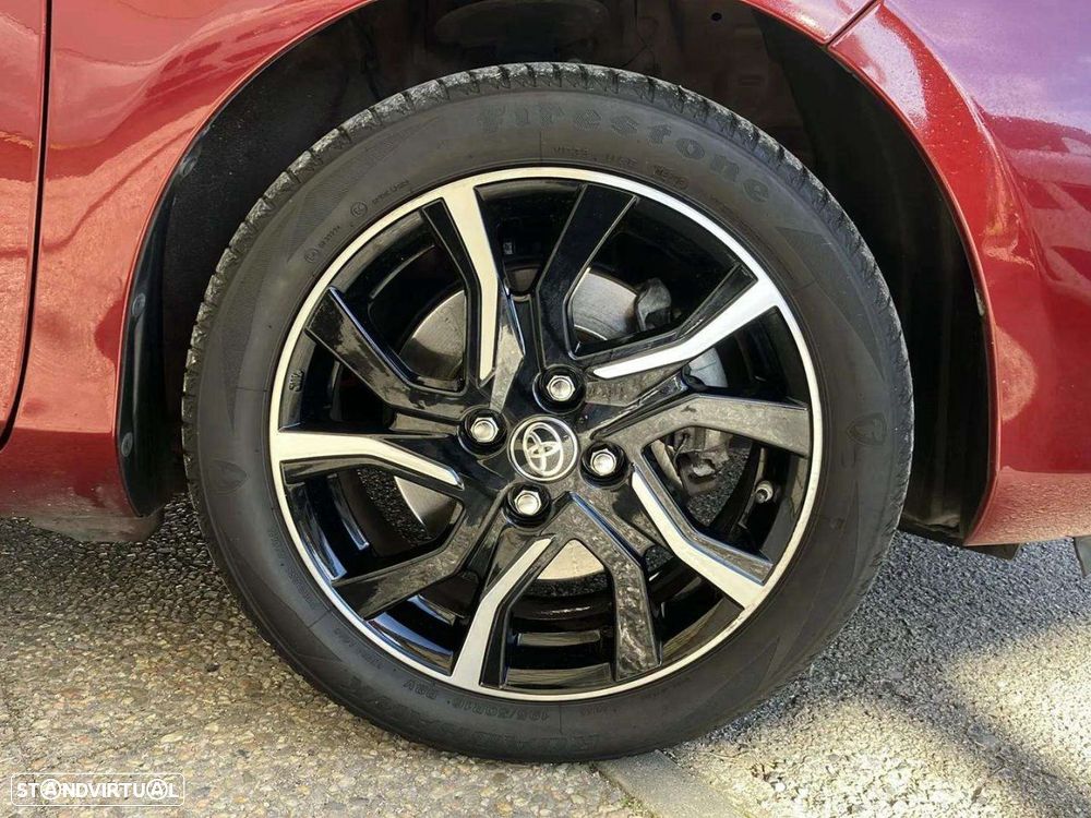 Toyota Yaris 1.5 HSD Comfort - 17