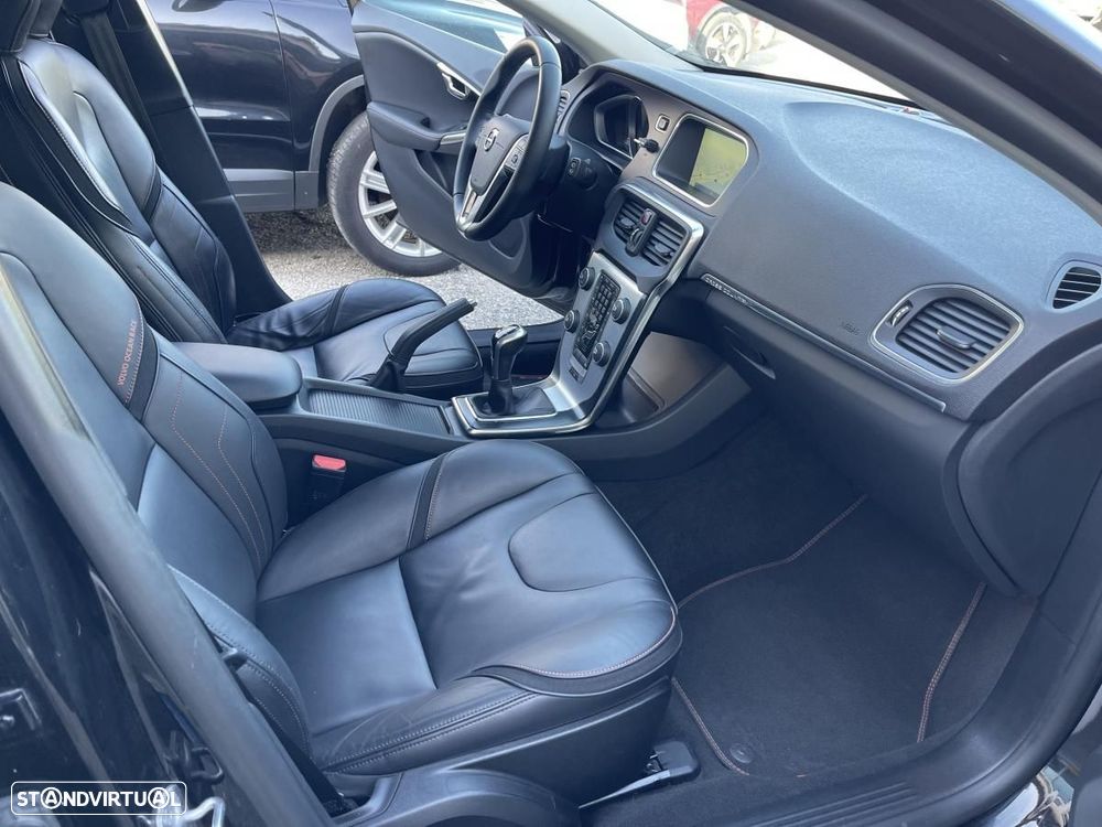 Volvo V40 Cross Country 2.0 D2 Volvo Ocean Race - 21