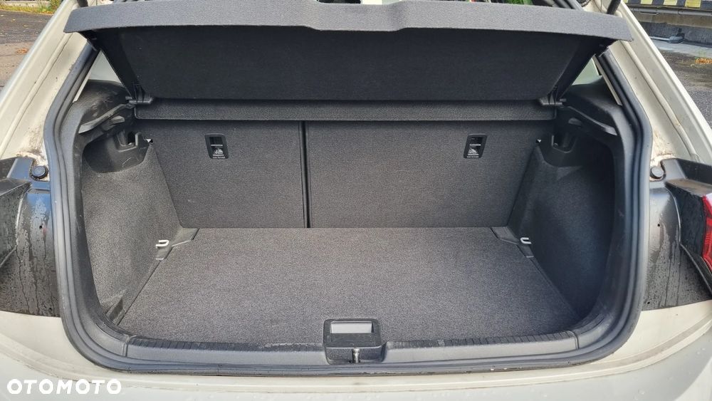 Volkswagen Polo 1.0 MPI Special Edition - 9