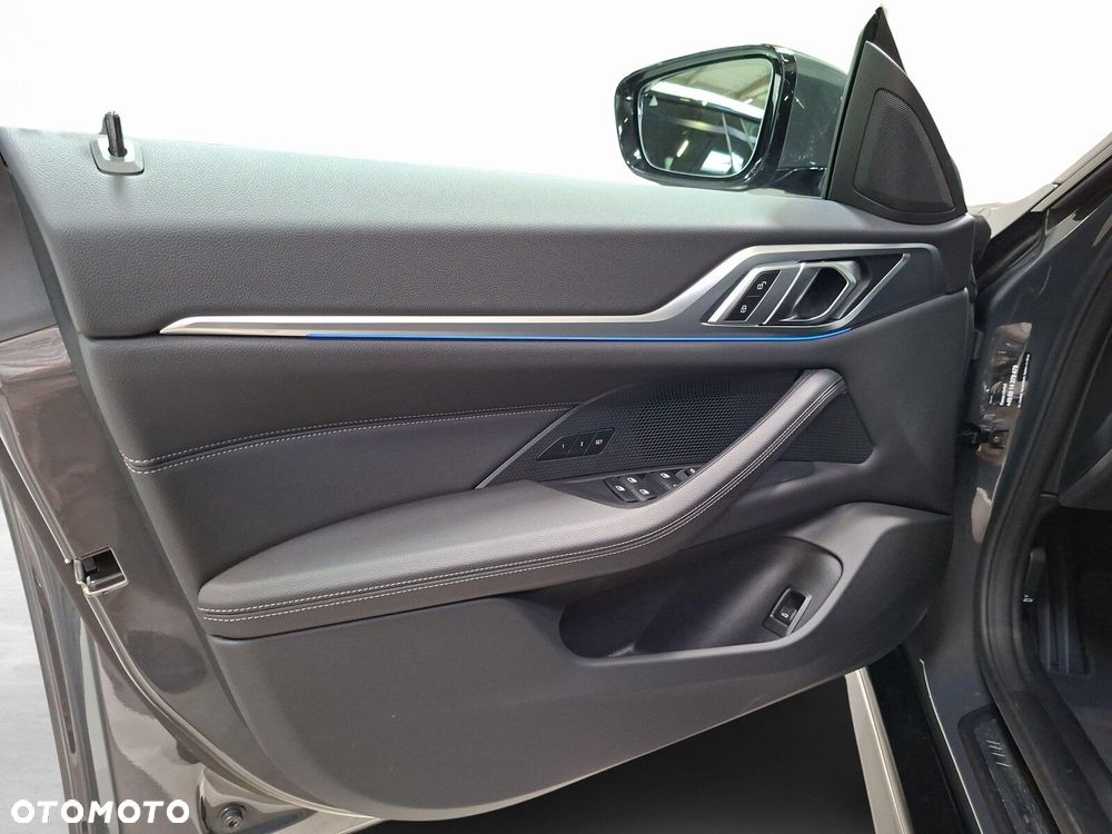 BMW Seria 4 - 12