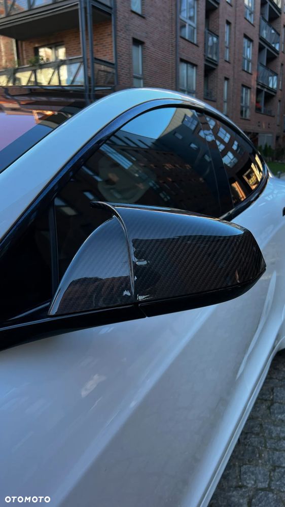 Tesla Model S Long Range - 18