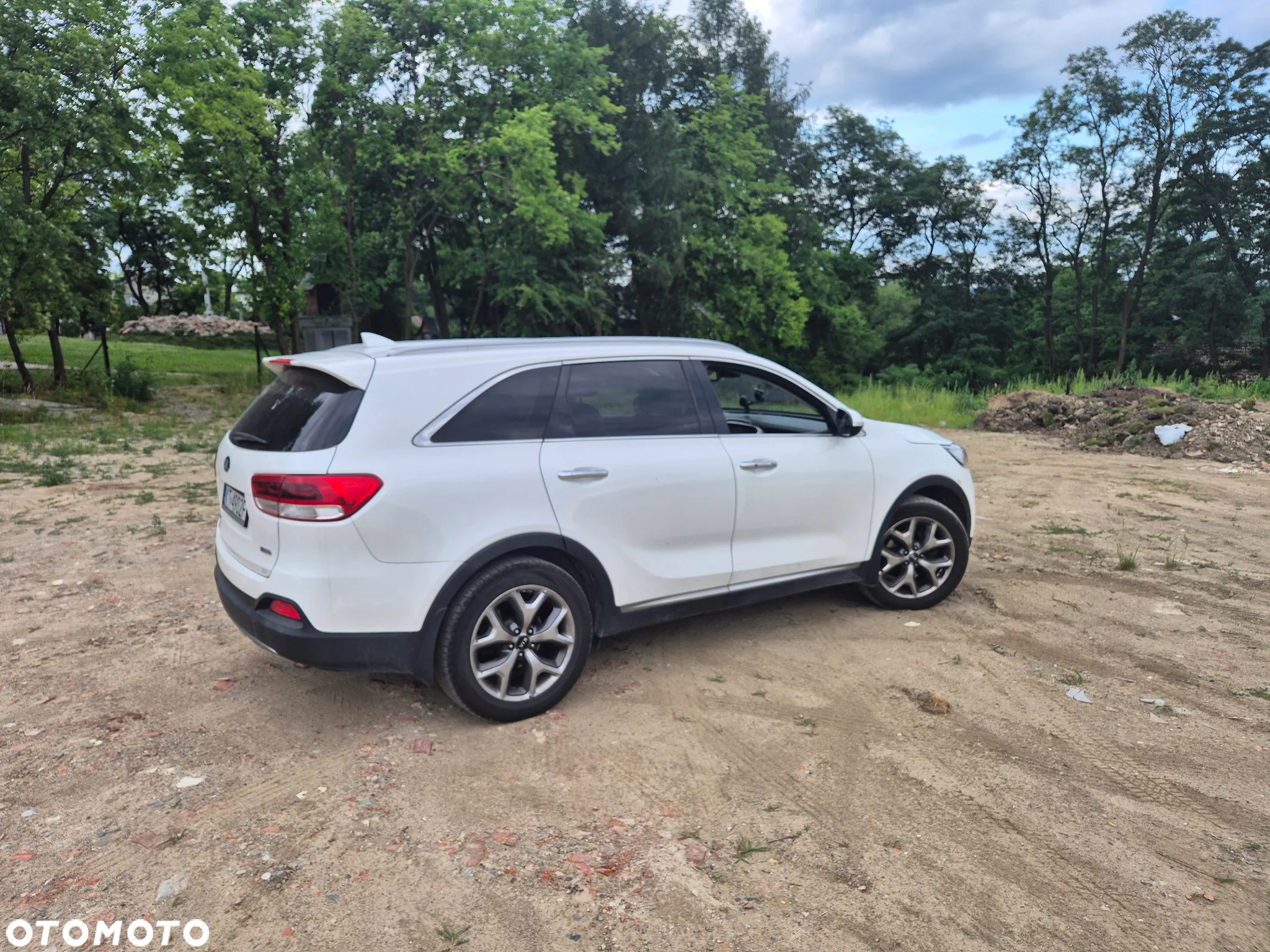Kia Sorento - 4