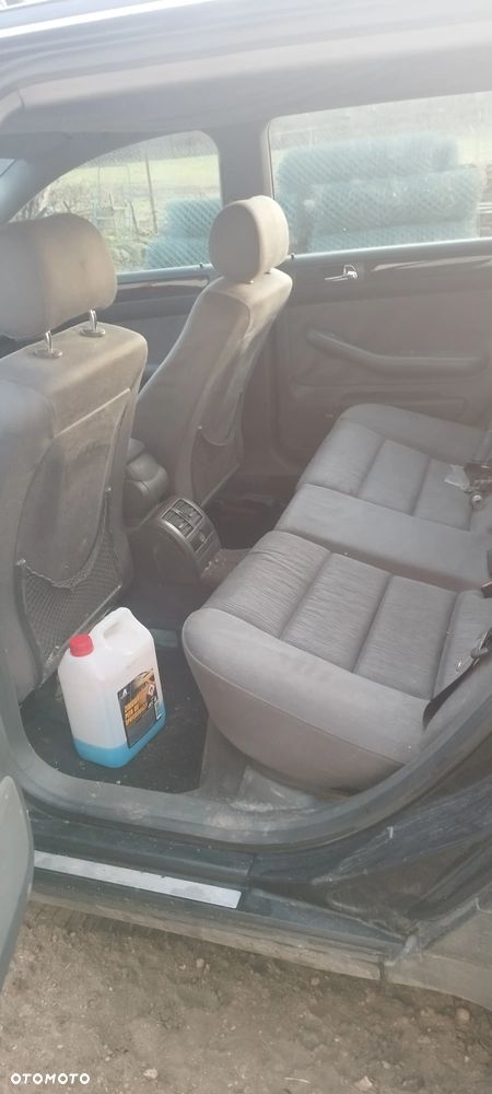 Audi A6 Avant 2.7T Quattro - 16