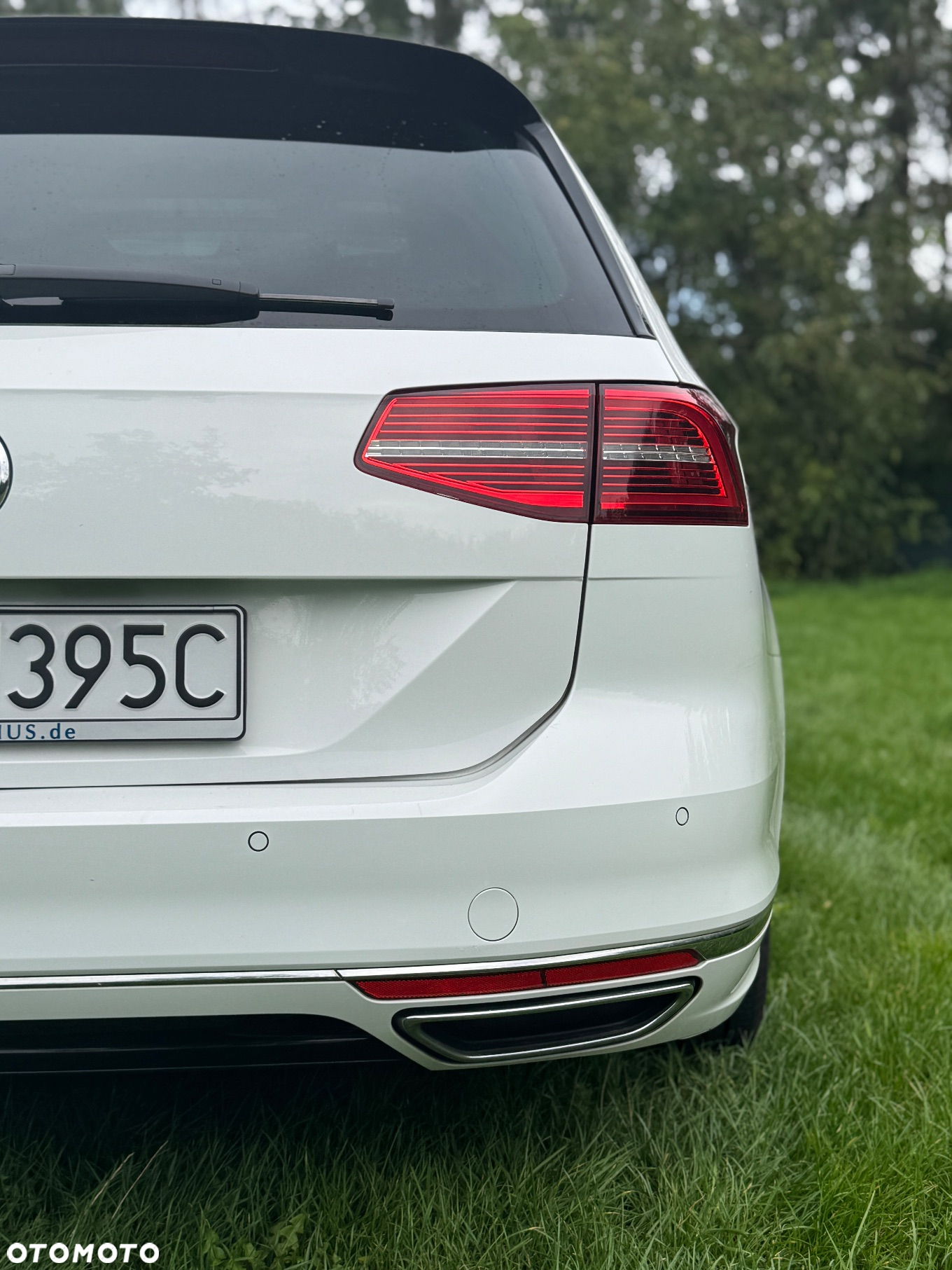 Volkswagen Passat 2.0 TDI (BlueMotion Technology) DSG Highline - 11