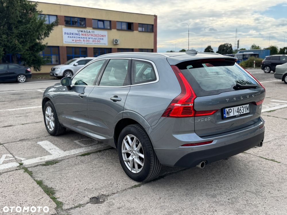 Volvo XC 60 B4 B Geartronic Momentum Pro - 12