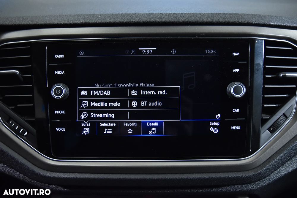 Volkswagen T-Roc - 21