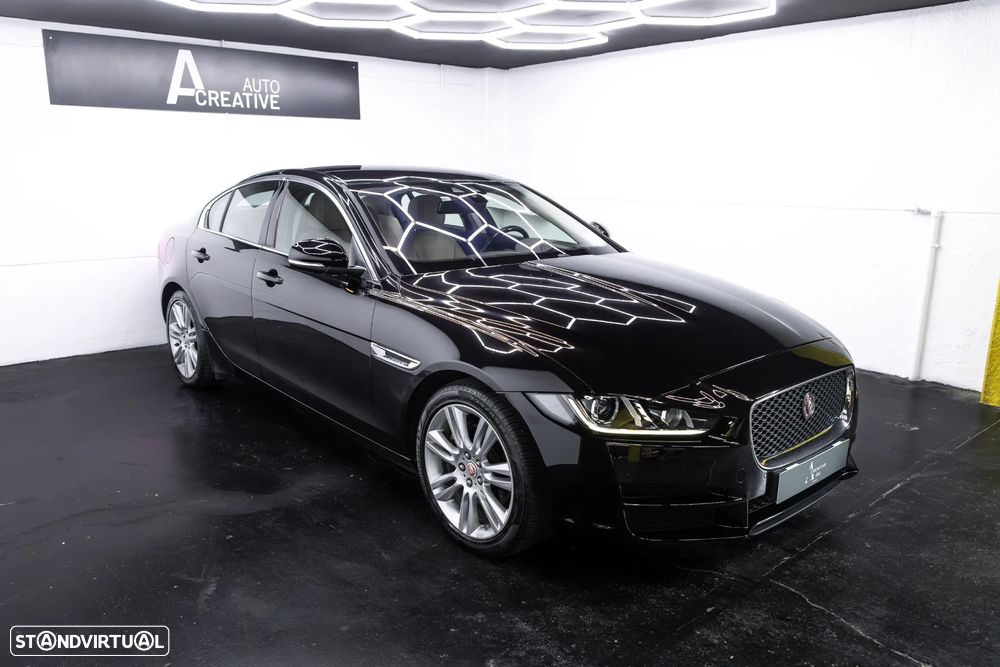 Jaguar XE 2.0 D Prestige Aut. - 10