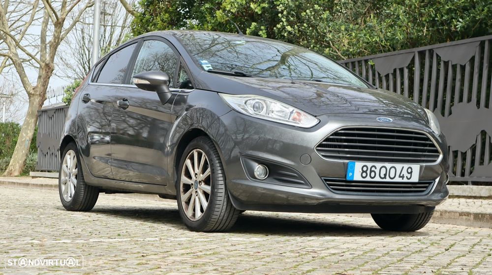 Ford Fiesta 1.0 T EcoBoost Titanium PowerShift - 4