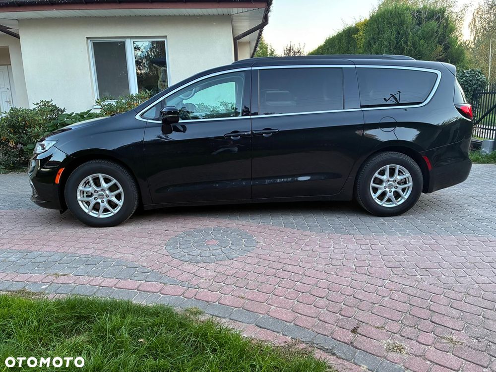 Chrysler Pacifica - 13