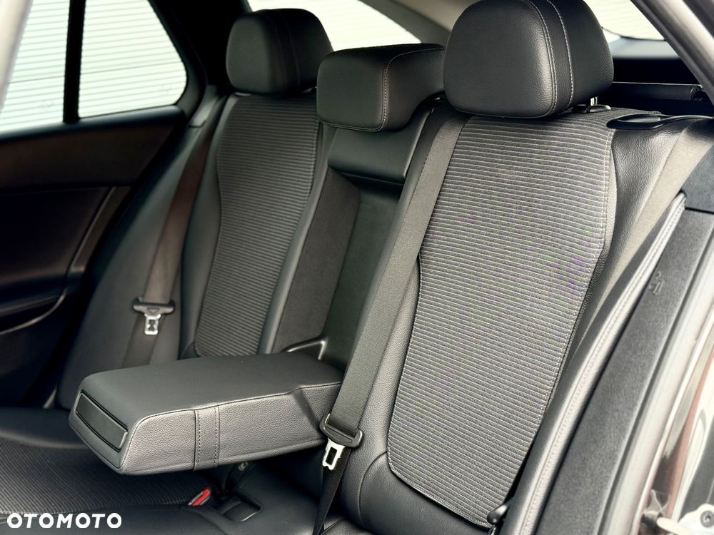 Mercedes-Benz Klasa C 220 d 9G-TRONIC Avantgarde - 27