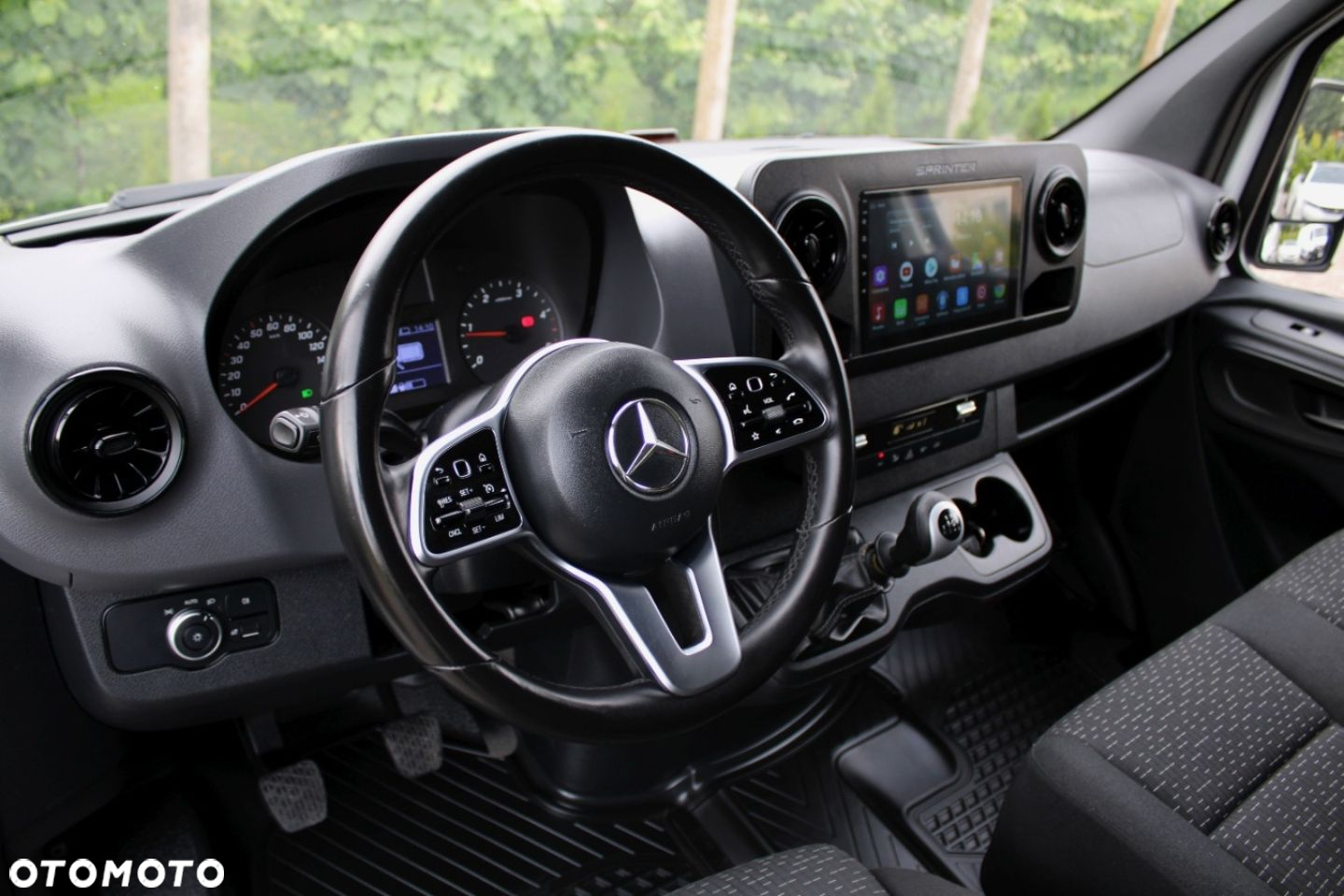 Mercedes-Benz Sprinter - 7