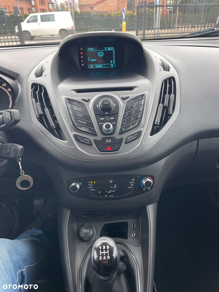 Ford Transit courier - 14