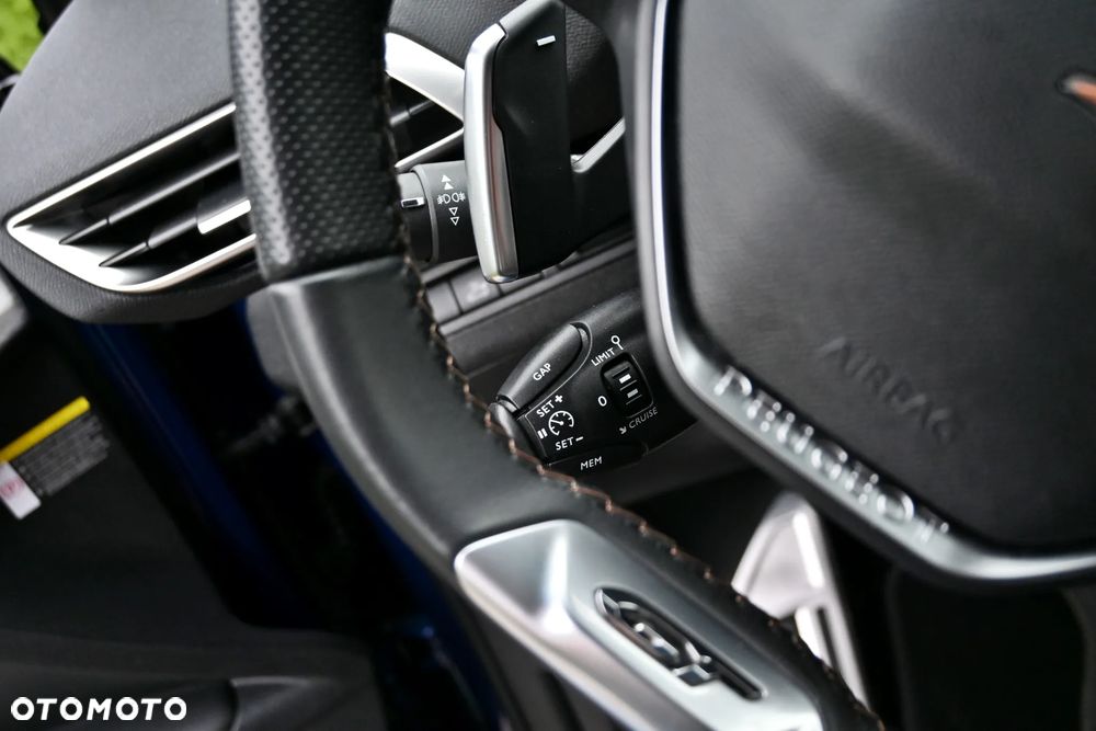 Peugeot 3008 2.0 BlueHDi GT S&S EAT8 - 36