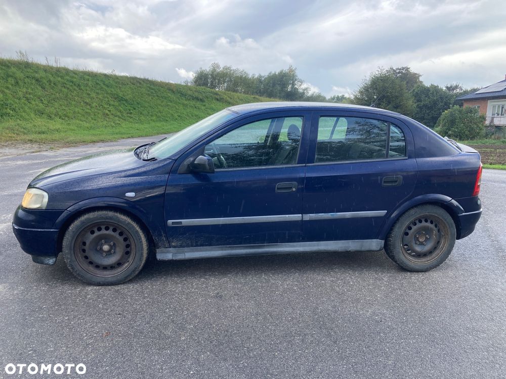 Opel Astra - 10