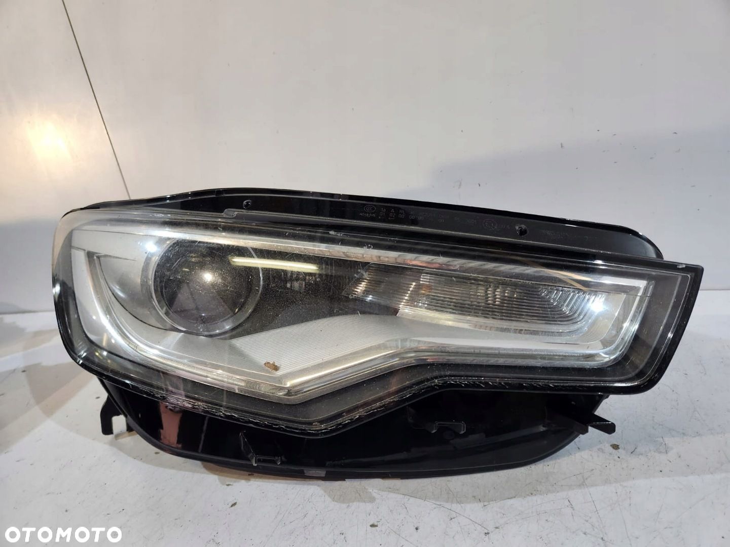 AUDI A6 C7 Lampa przednia Xenon Prawa - 17184 - 1