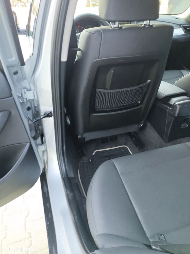 BMW X1 xDrive18d - 12