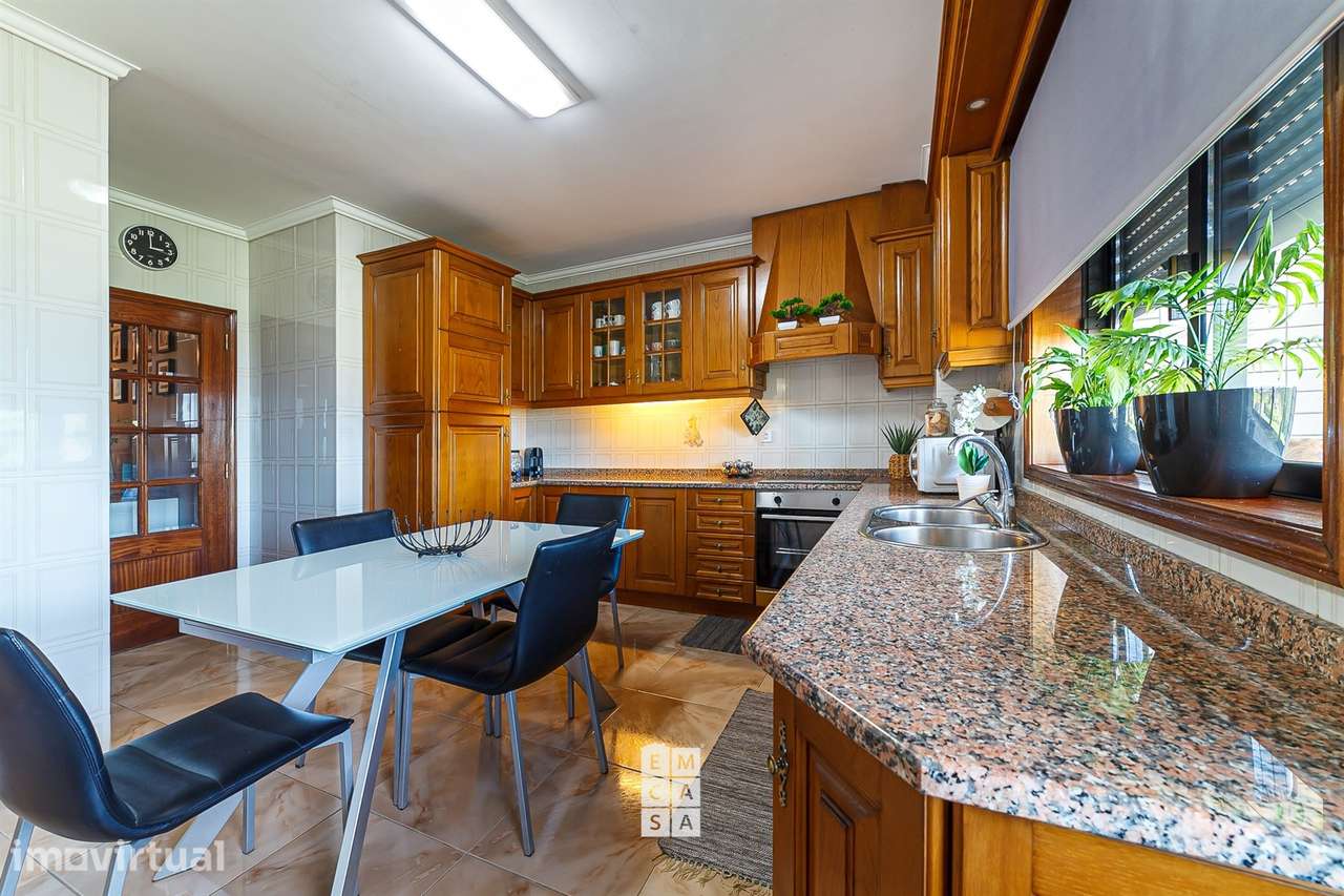 Apartamento T3 Venda em Oliveira de Azeméis, Santiago de Riba-Ul, Ul, - Grande imagem: 4/60