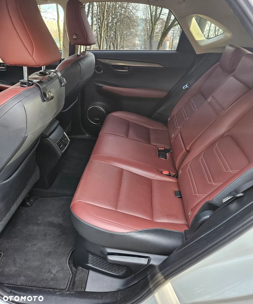 Lexus NX 300h Elegance AWD - 7