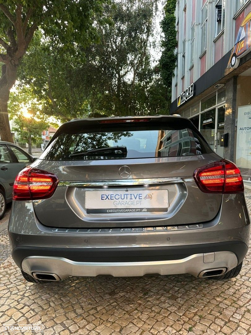Mercedes-Benz GLA 220 d Urban - 6