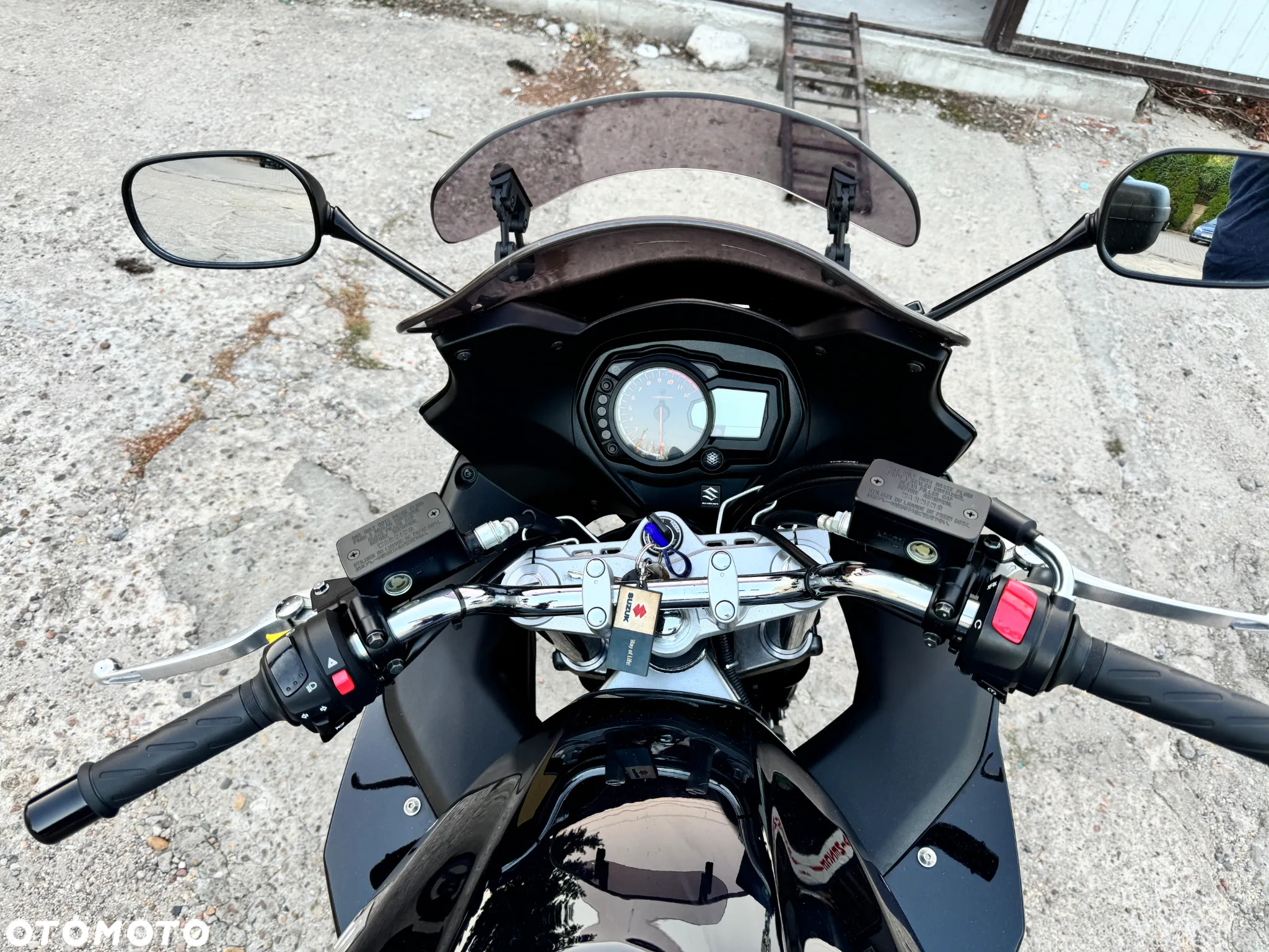 Suzuki GS - 16