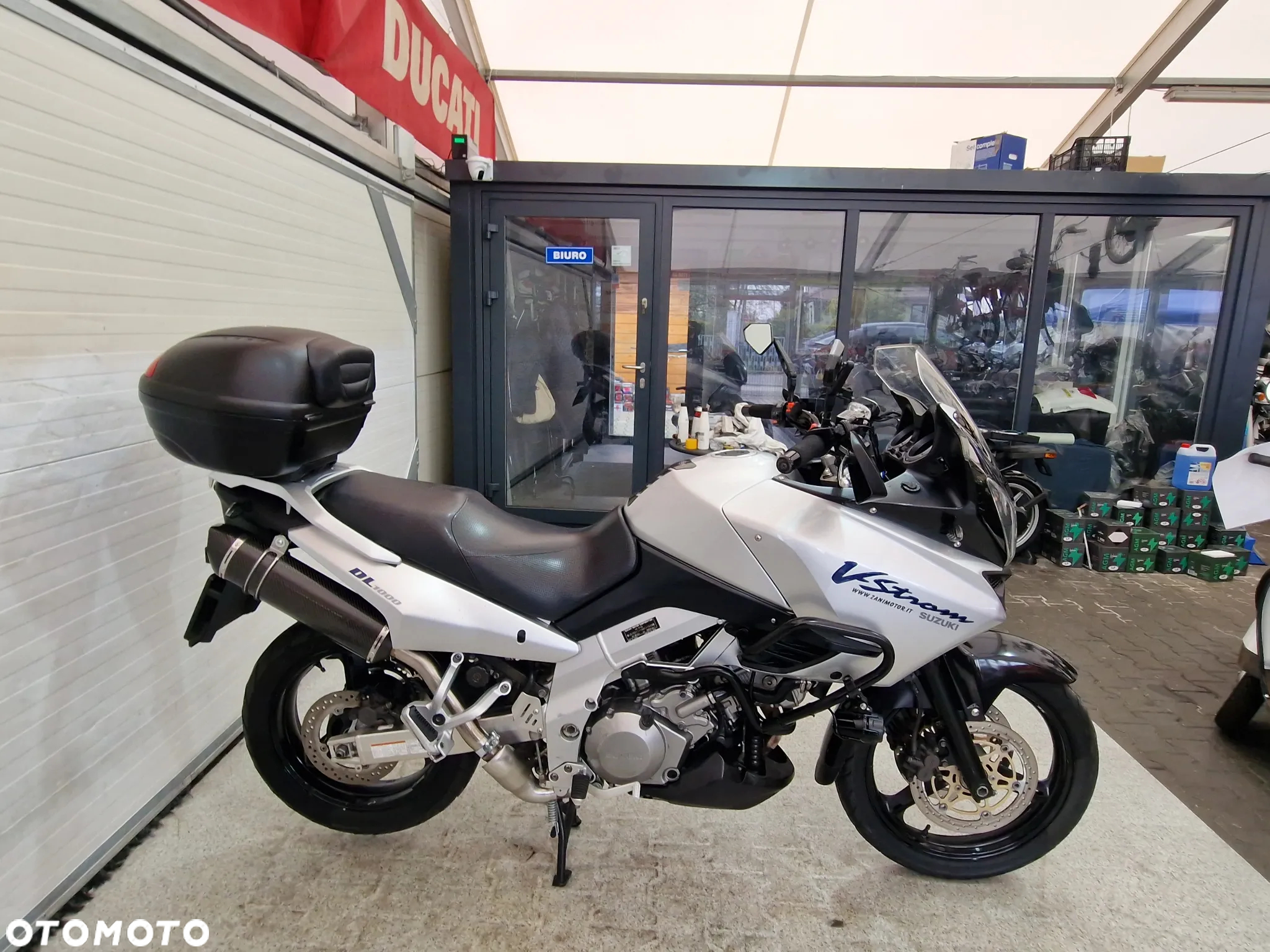Suzuki DL - 4