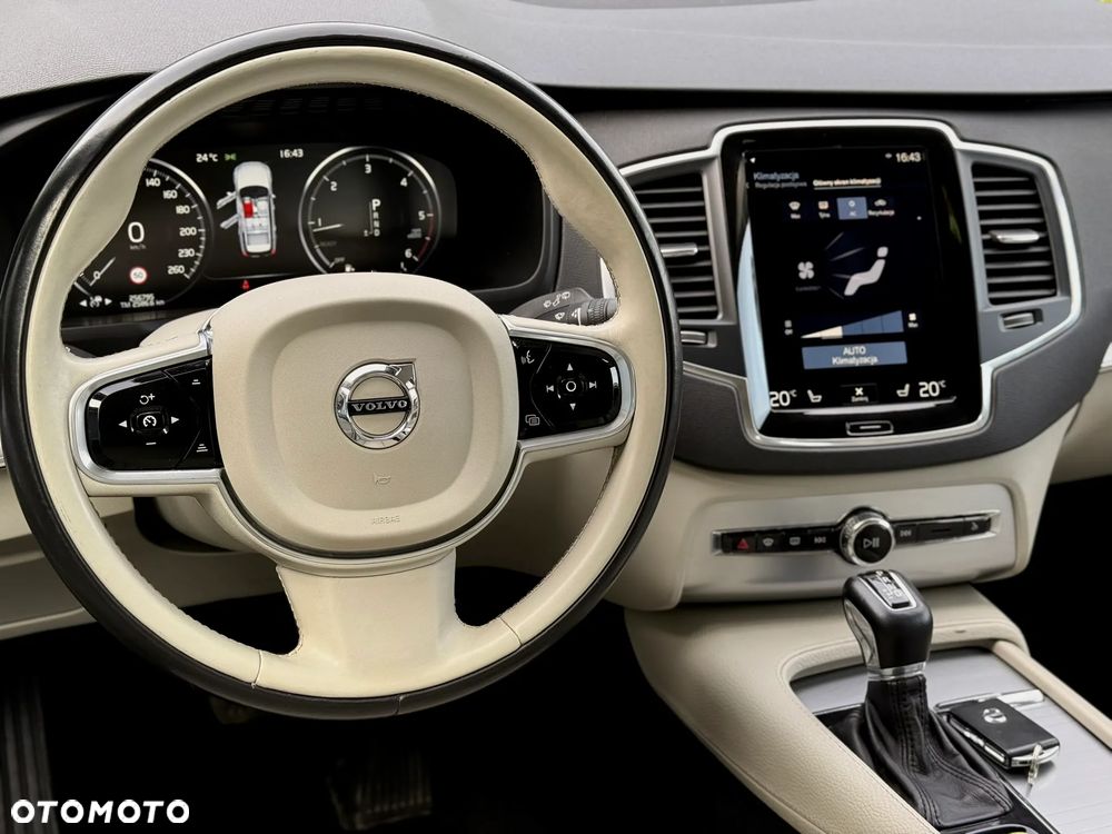 Volvo XC 90 D4 FWD Momentum - 10