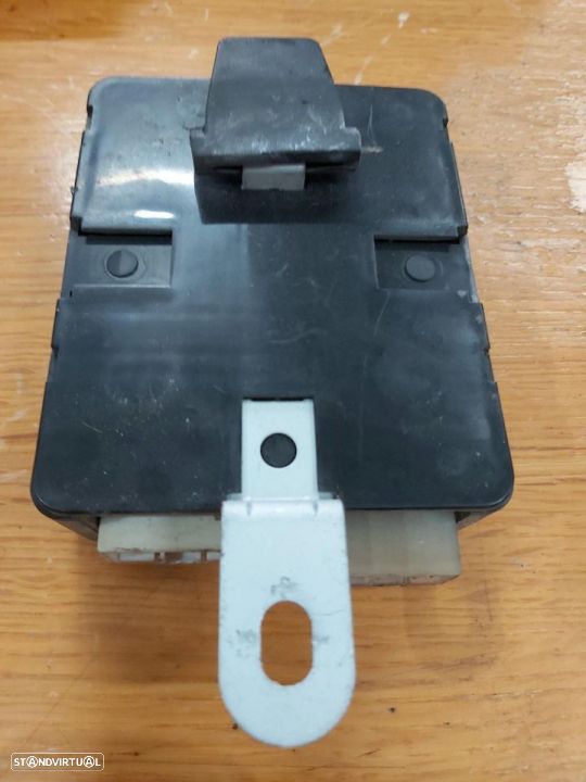 Modulo eletrónico Kia Carnival   Ref: ok552 67 720 - 2