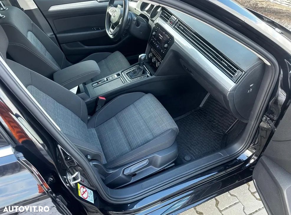 Volkswagen Passat 2.0 TDI DSG R Executive - 10