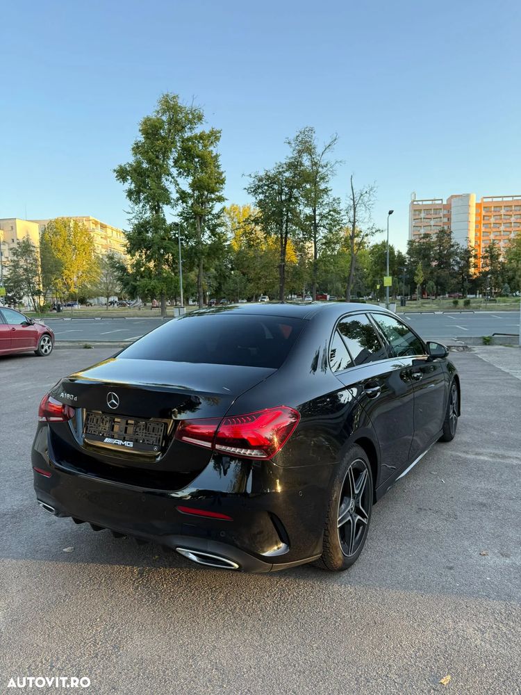 Mercedes-Benz A ver-180-d-7g--dct-amg-line - 7