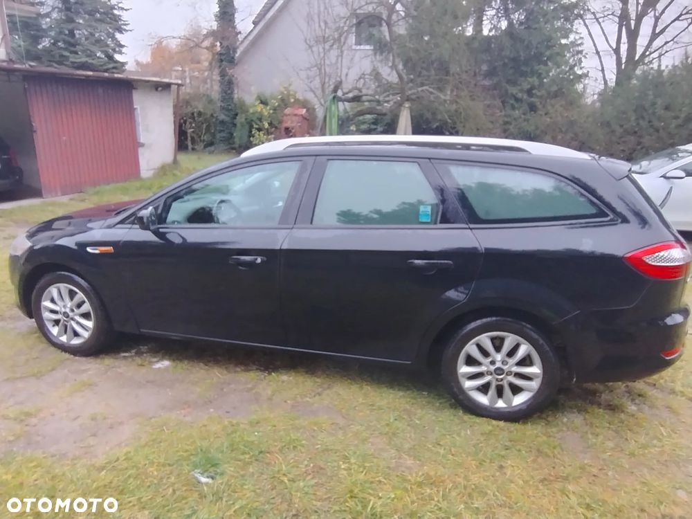 Ford Mondeo SW 1.8 TDCi Trend - 17