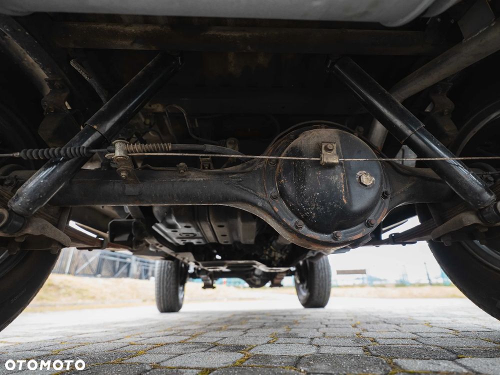 Toyota Land Cruiser - 34