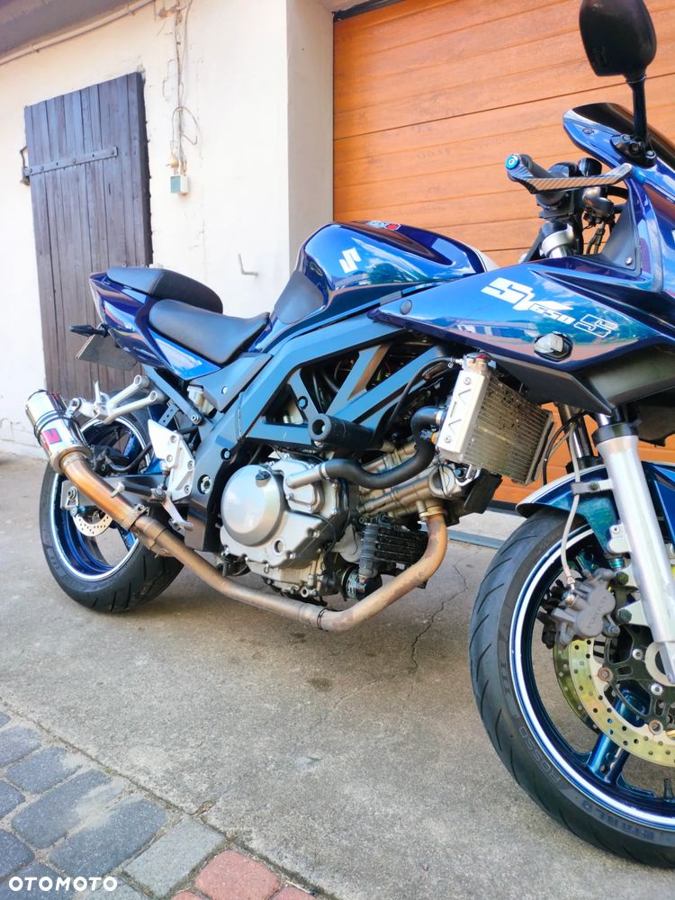 Suzuki SV - 8