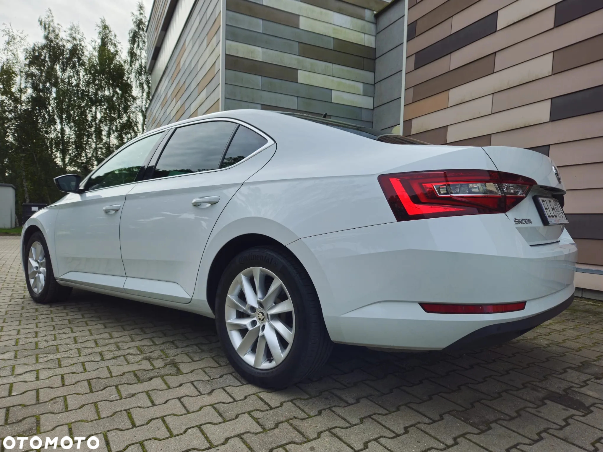 Skoda Superb 2.0 TDI 4x4 Style DSG - 13