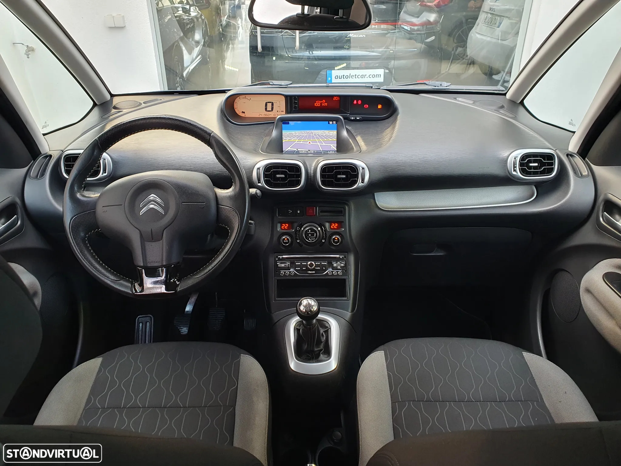 Citroën C3 Picasso 1.6 HDi Exclusive - 20