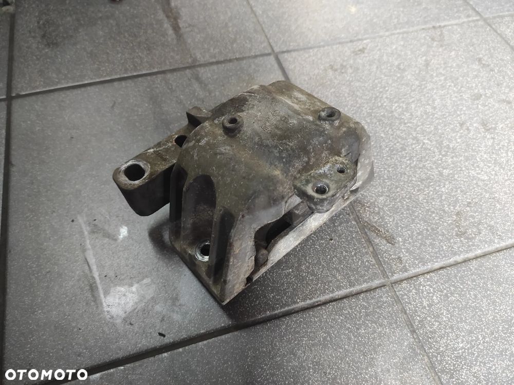 PODUSZKA SILNIKA 1J0199262BM 1.8T AUDI TT 8N WYSYŁKA !!!! - 2