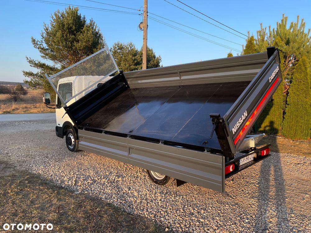 Nissan Cabstar NT400 - 4