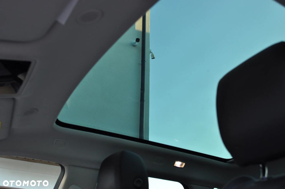 Land Rover Range Rover Evoque P200 R-Dynamic SE - 31