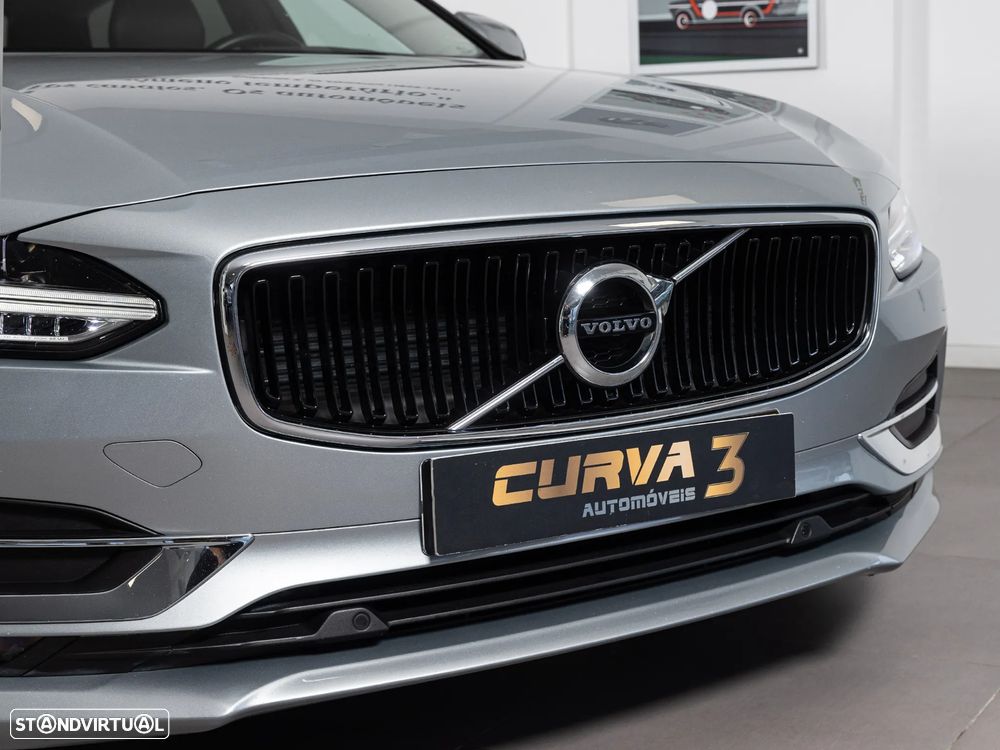 Volvo V90 2.0 D5 Momentum AWD Geartronic - 6