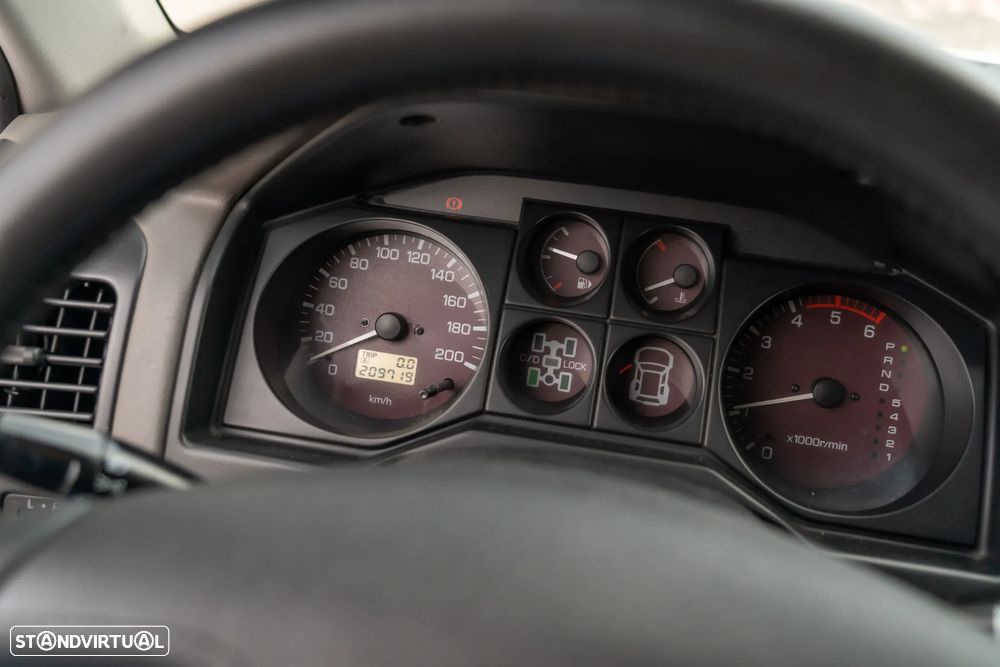 Mitsubishi Pajero 3.2 DI-D GLS ABS+CA - 21