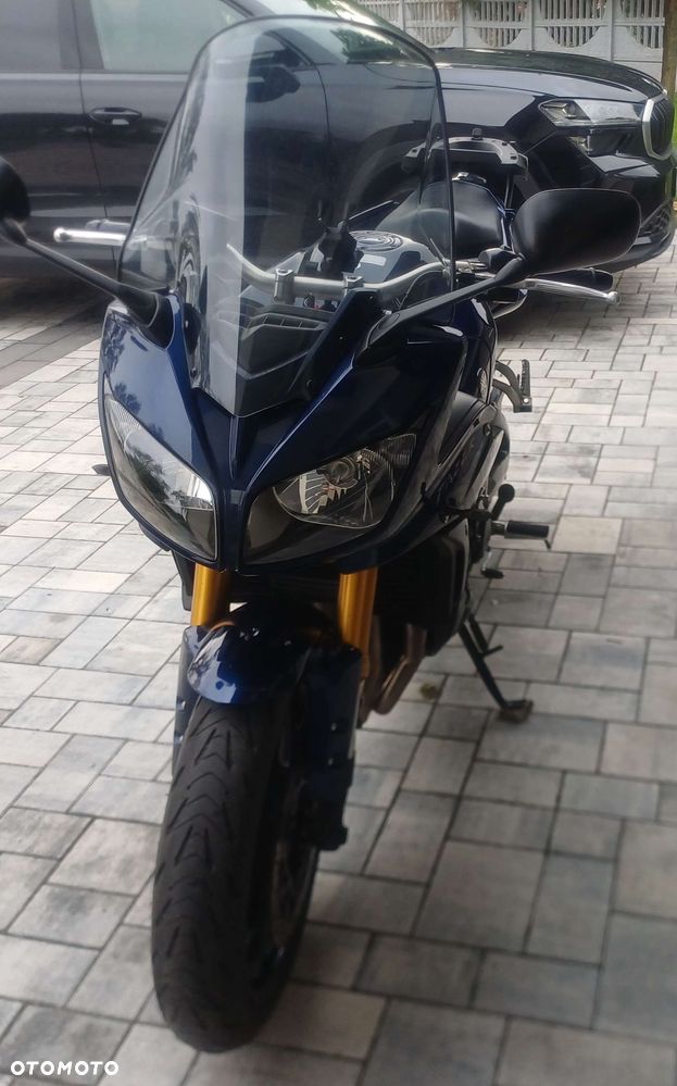 Yamaha FZ - 4