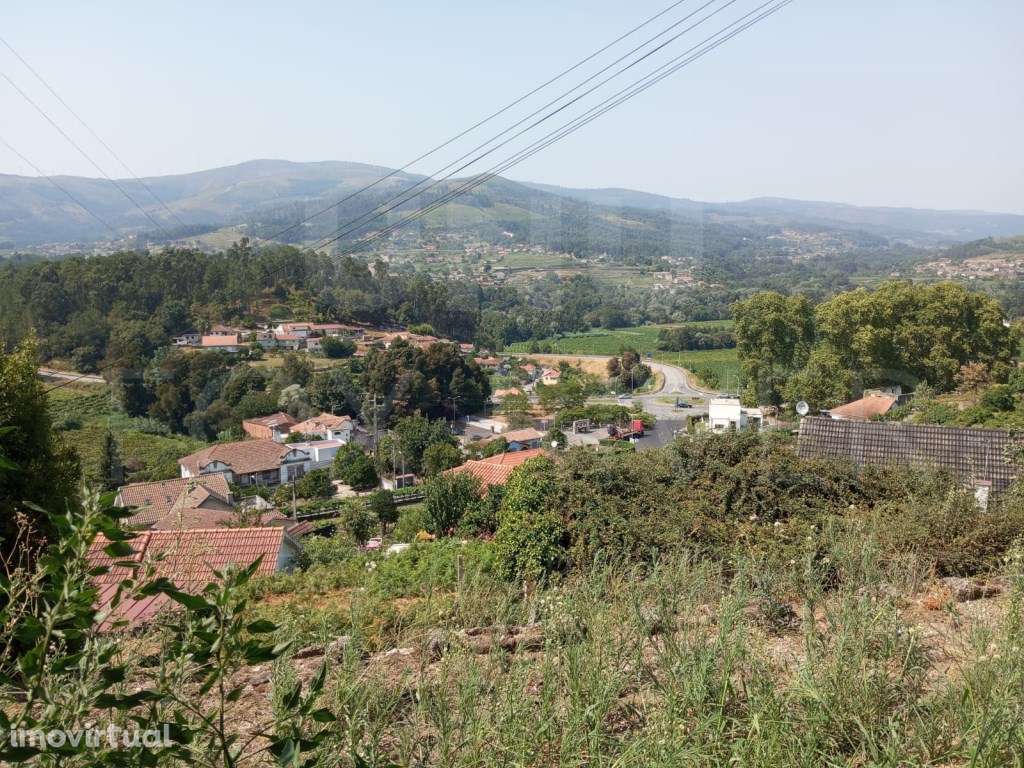 Moradia T2 para Restauro em Paderne - Melgaço - Grande imagem: 4/12