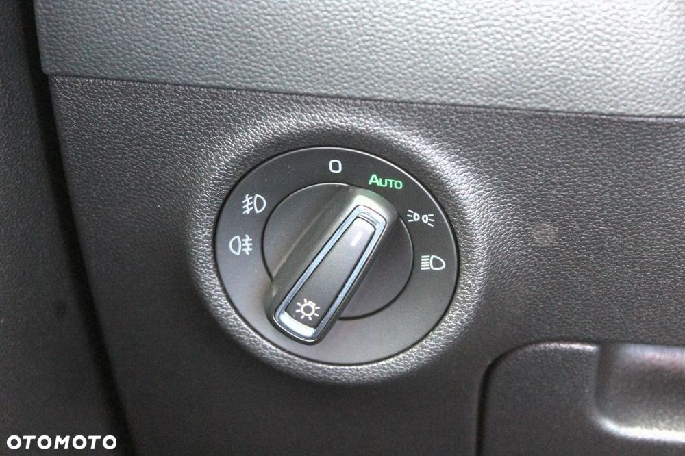 Skoda Karoq 1.5 TSI ACT Ambition DSG - 25