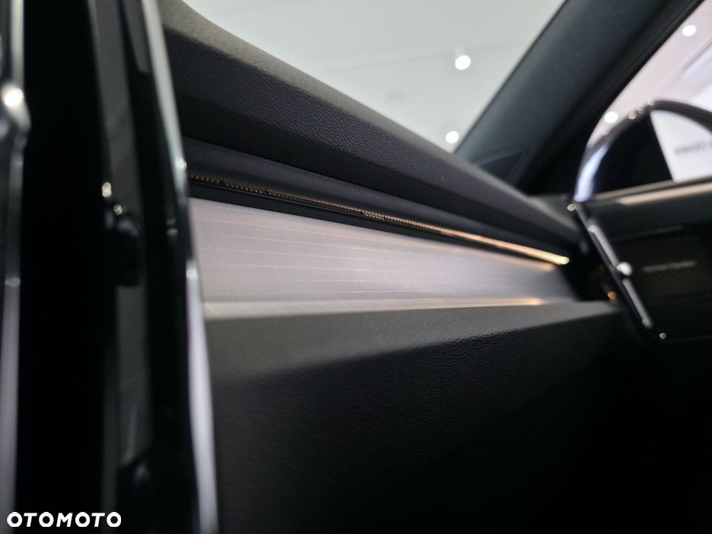 Volvo XC 40 - 23
