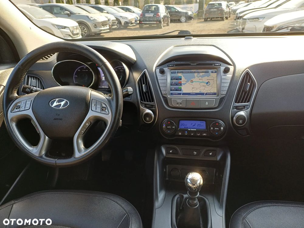 Hyundai ix35 1.7 CRDi Premium 2WD - 24