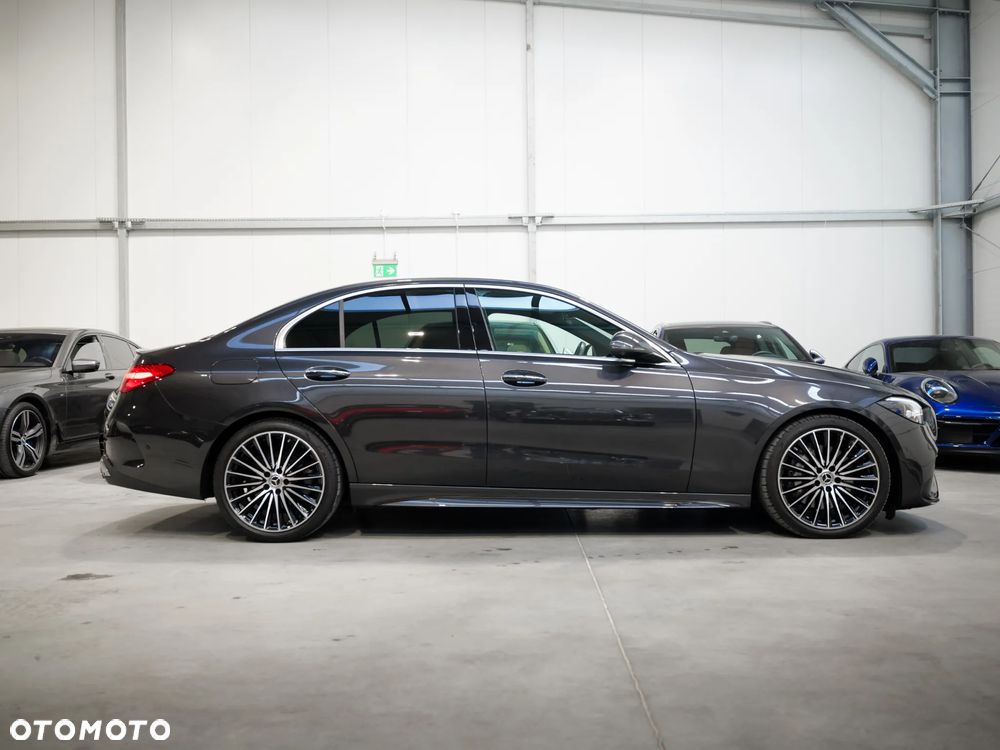 Mercedes-Benz Klasa C 220 d mHEV 4-Matic AMG - 11