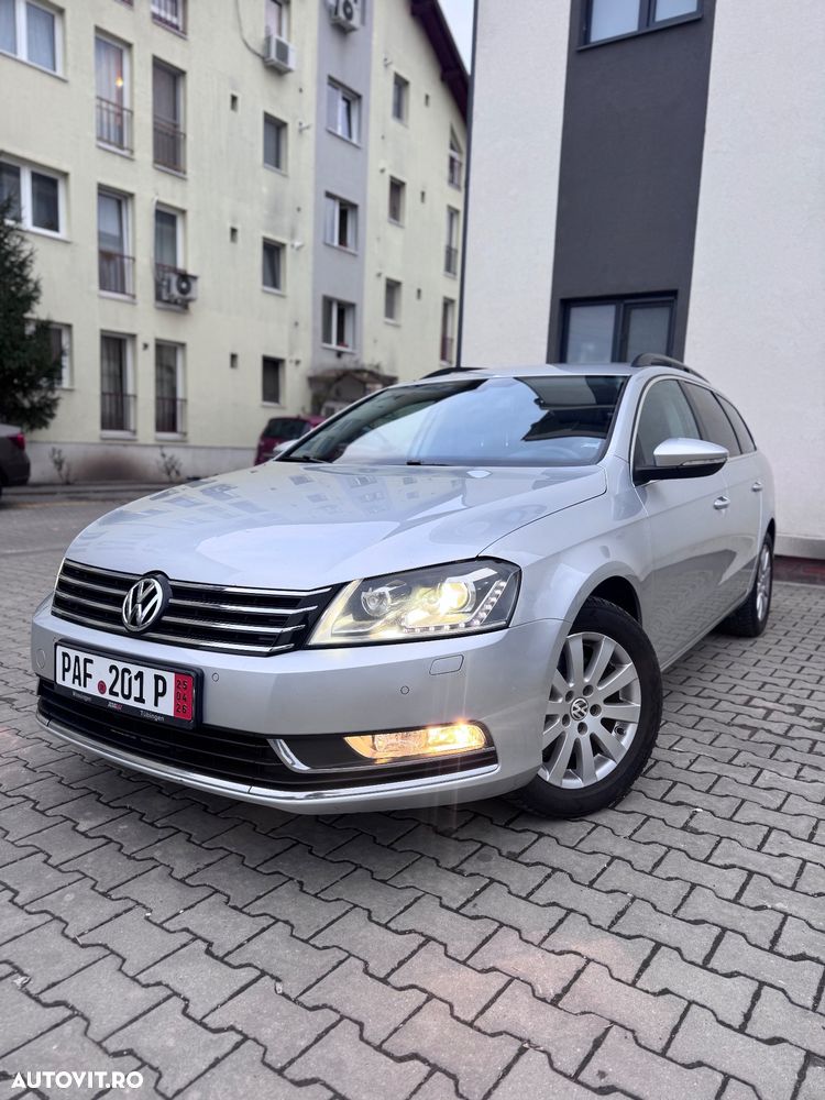 Volkswagen Passat 2.0 TDI BlueMotion Technology DPF Trendline - 1
