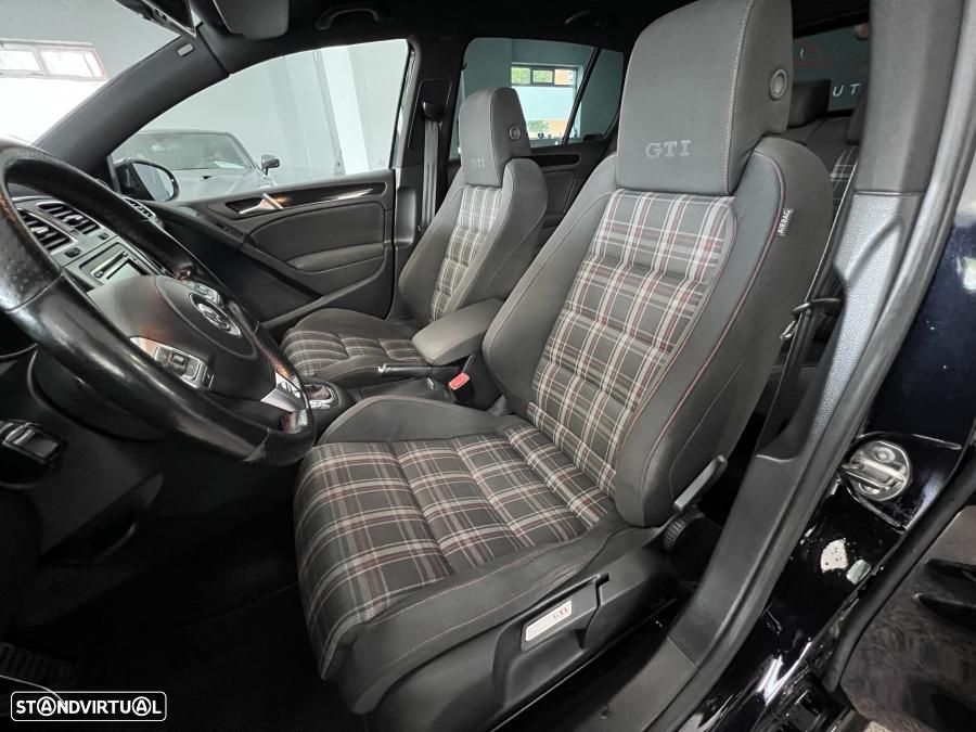 VW Golf 2.0 TSi GTI DSG - 12